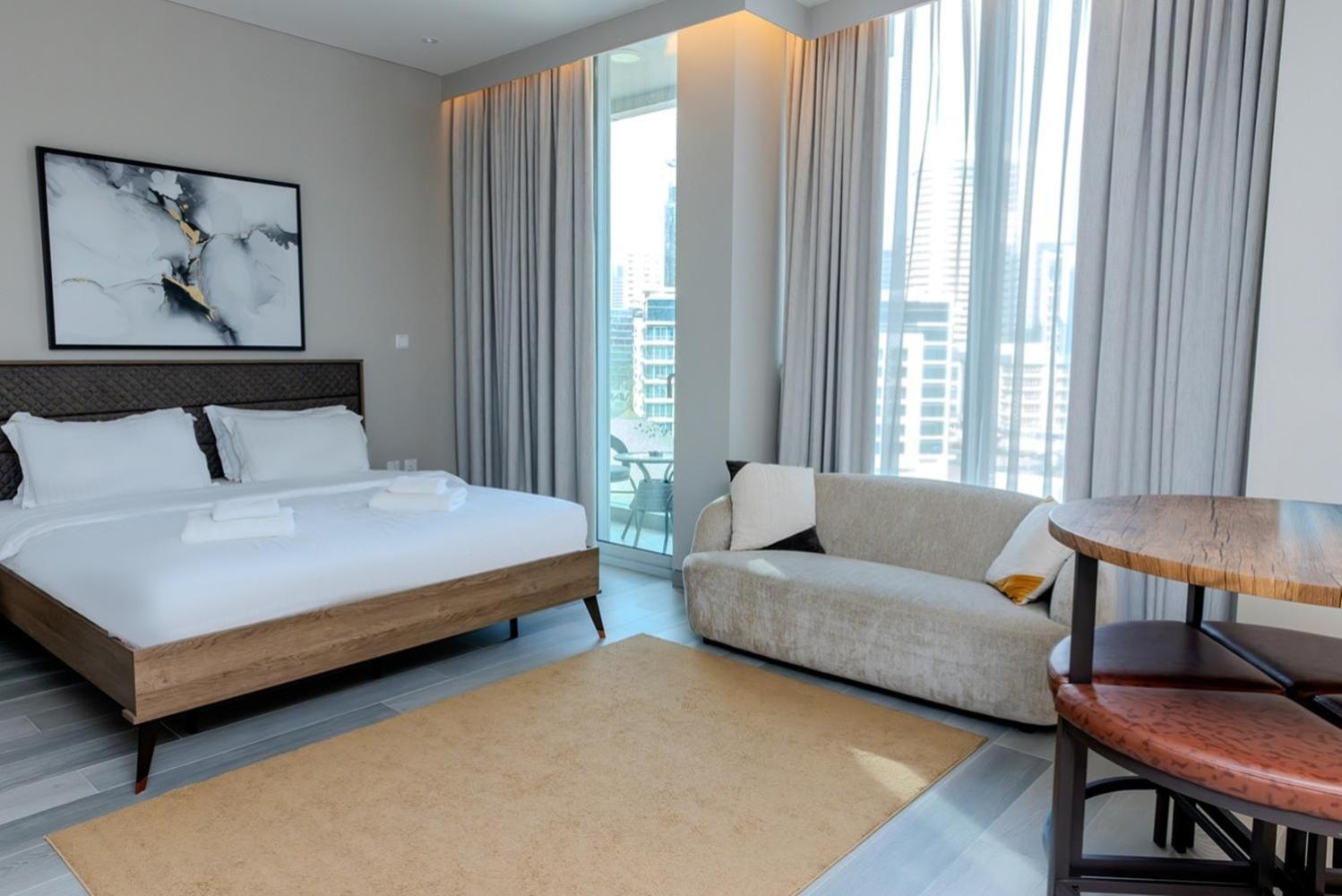 Apartment Marina Walk Gem Modern With Pool & Gym Access, Steps To & Metro