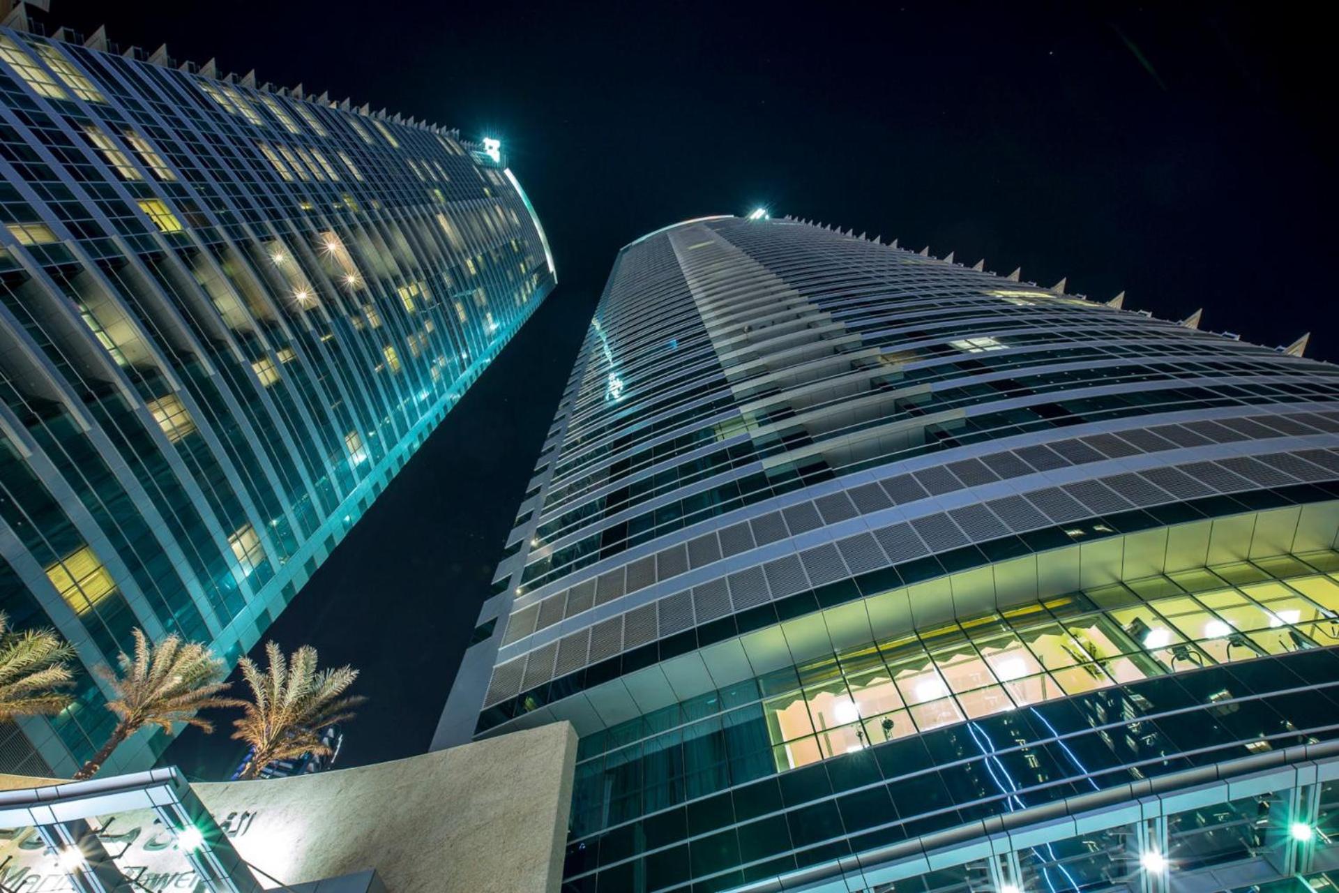 Jbr Grande Living - Stunning Sea View, Pool & Gym Apartment *
