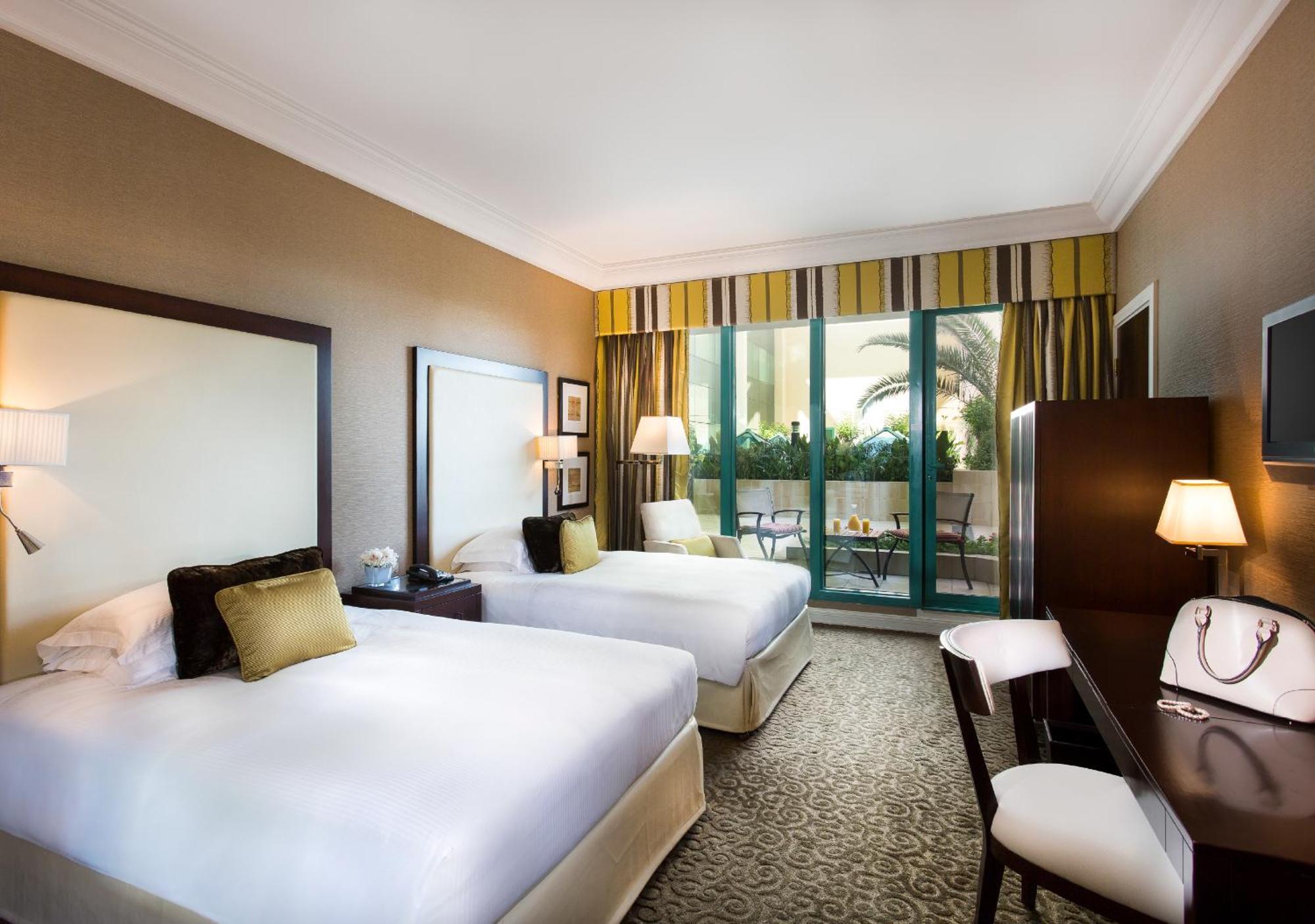 Hotel Moevenpick Grand Al Bustan Dubai