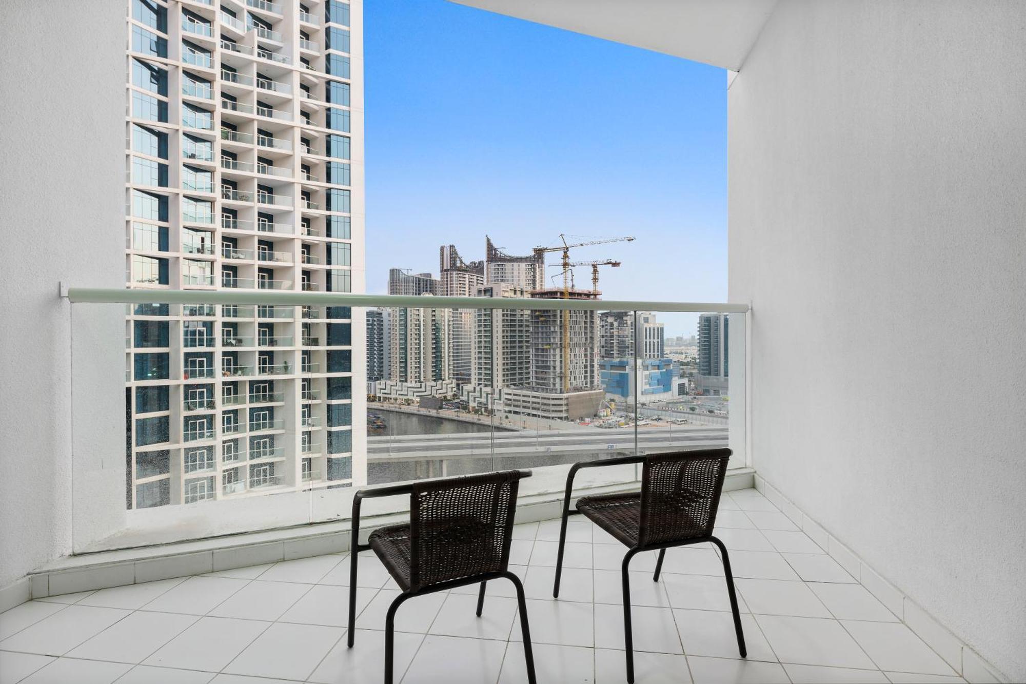 Apartment Aliving Luxury Studio At Damac Maison Prive 1007