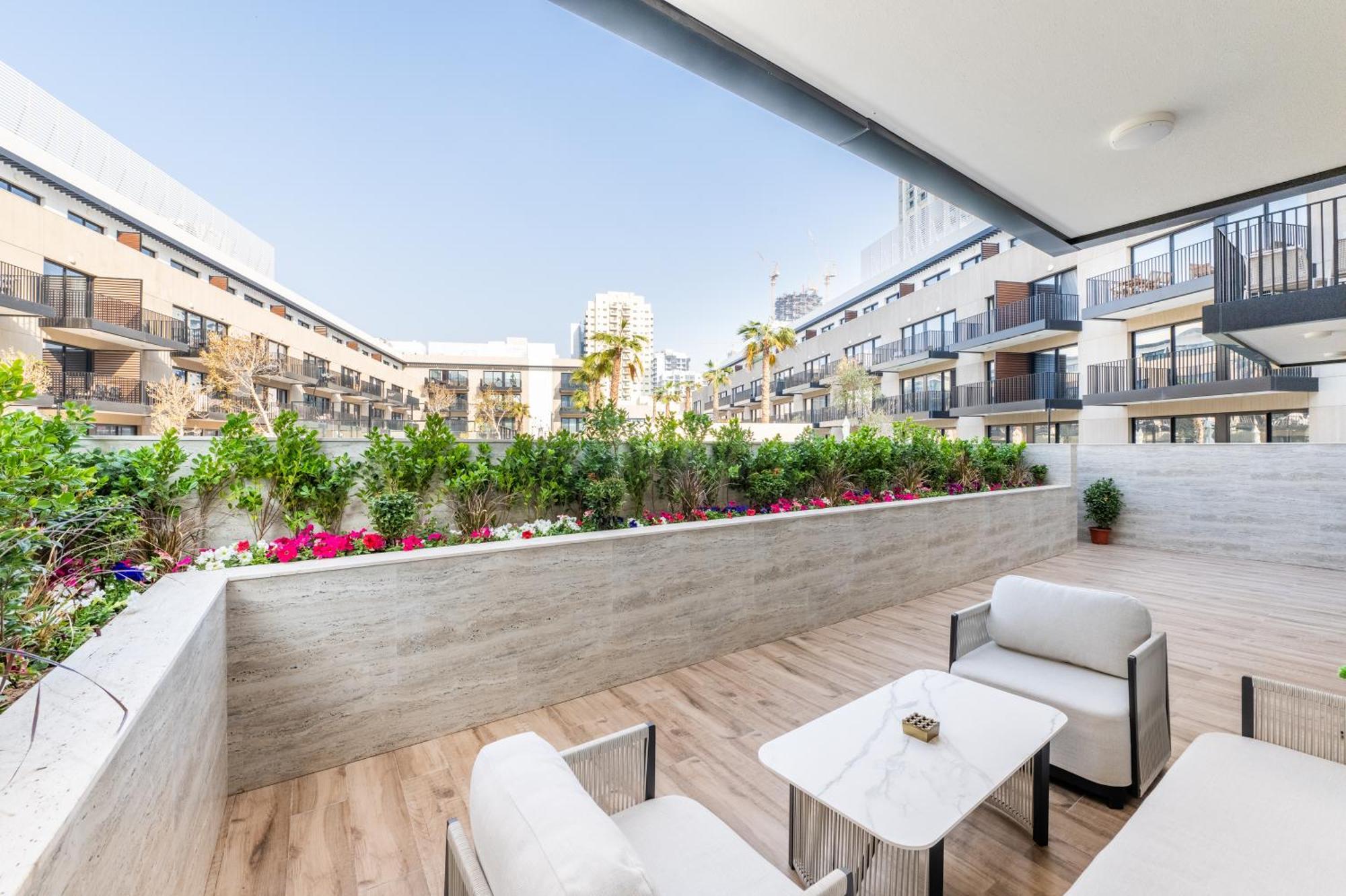 Serene 2brplus1 Haven In Oakley Jvc - 5star Amenities * Dubai