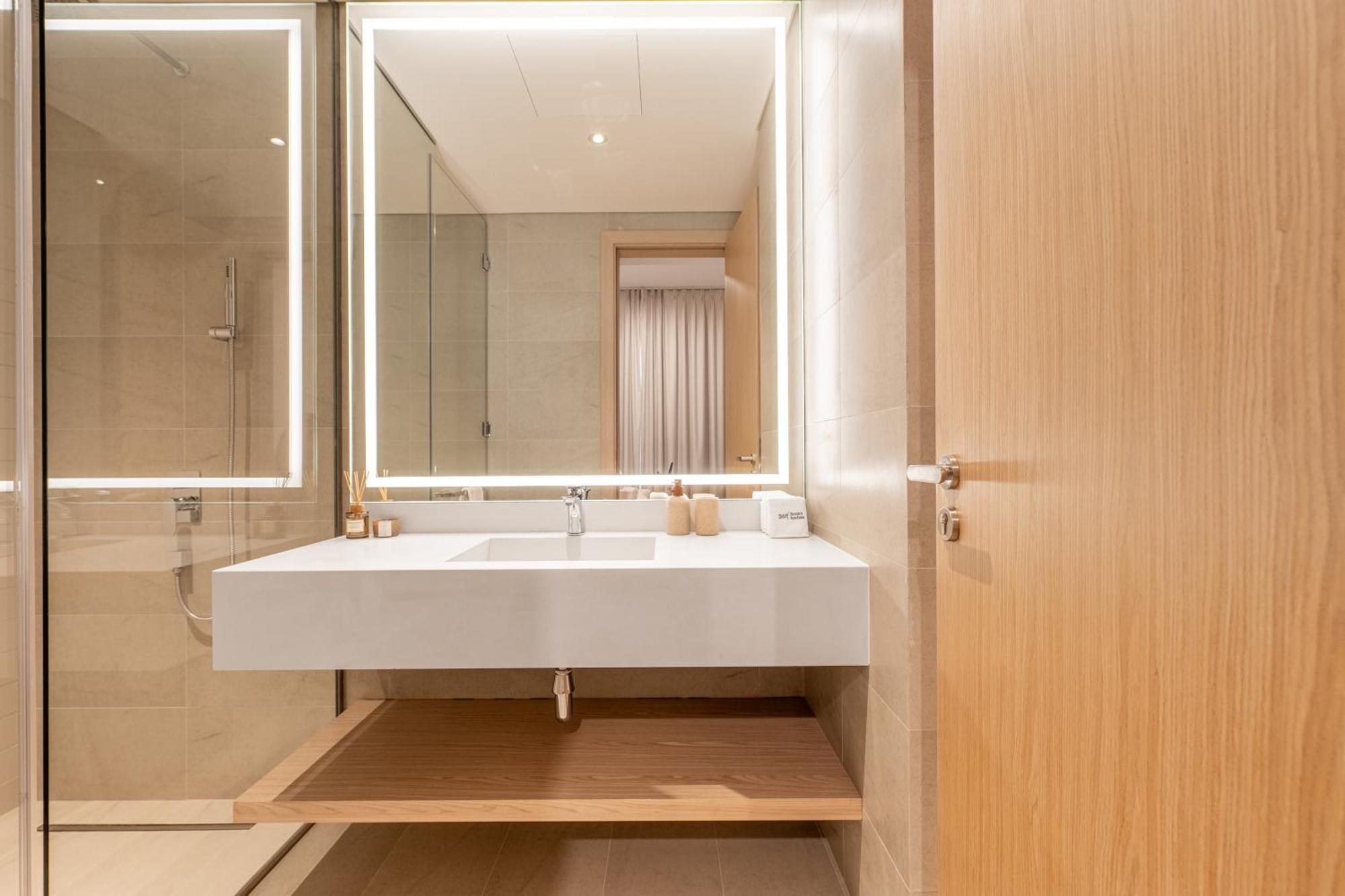 Serene 2brplus1 Haven In Oakley Jvc - 5star Amenities