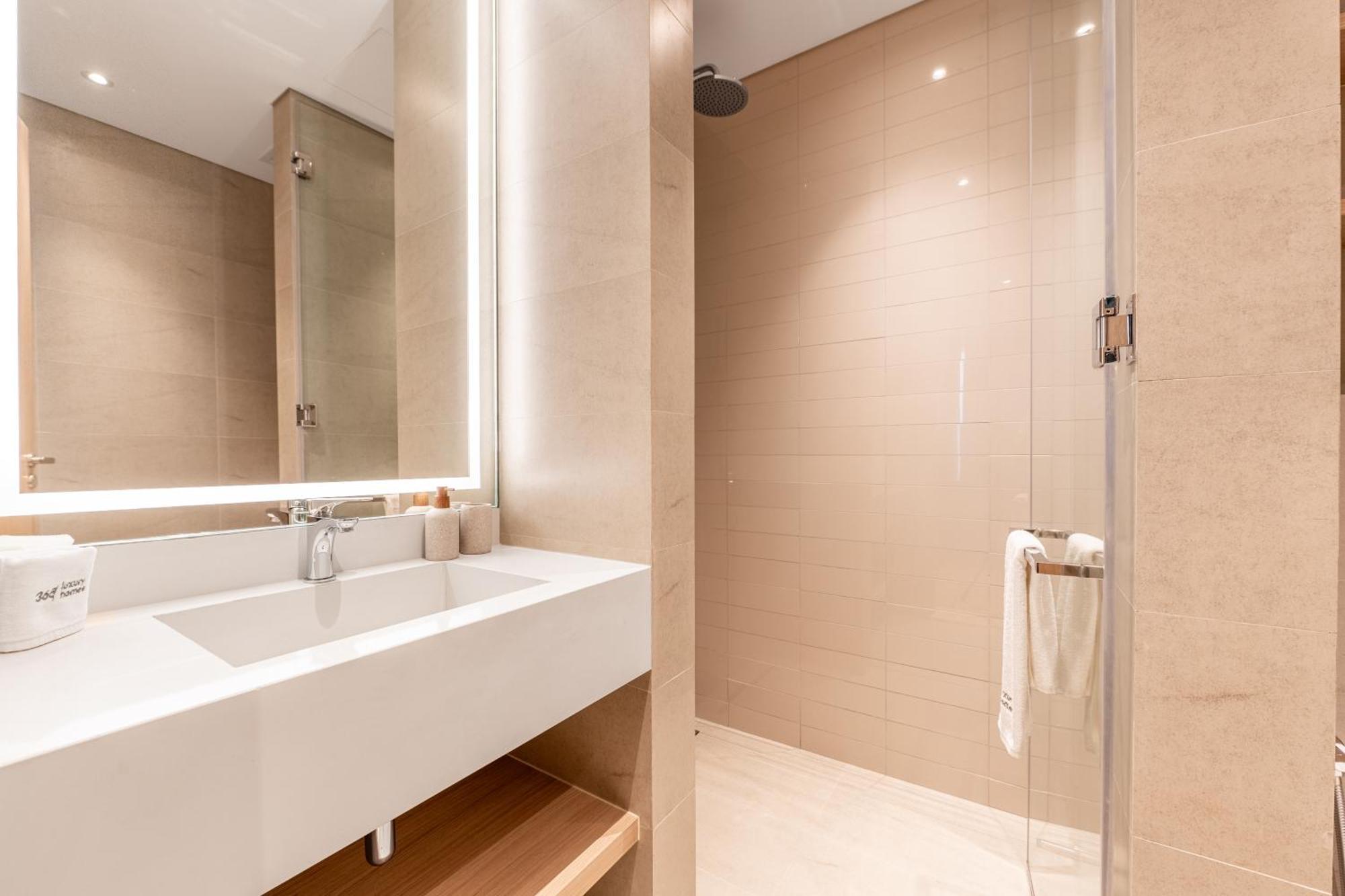 Apartment Serene 2brplus1 Haven In Oakley Jvc - 5star Amenities