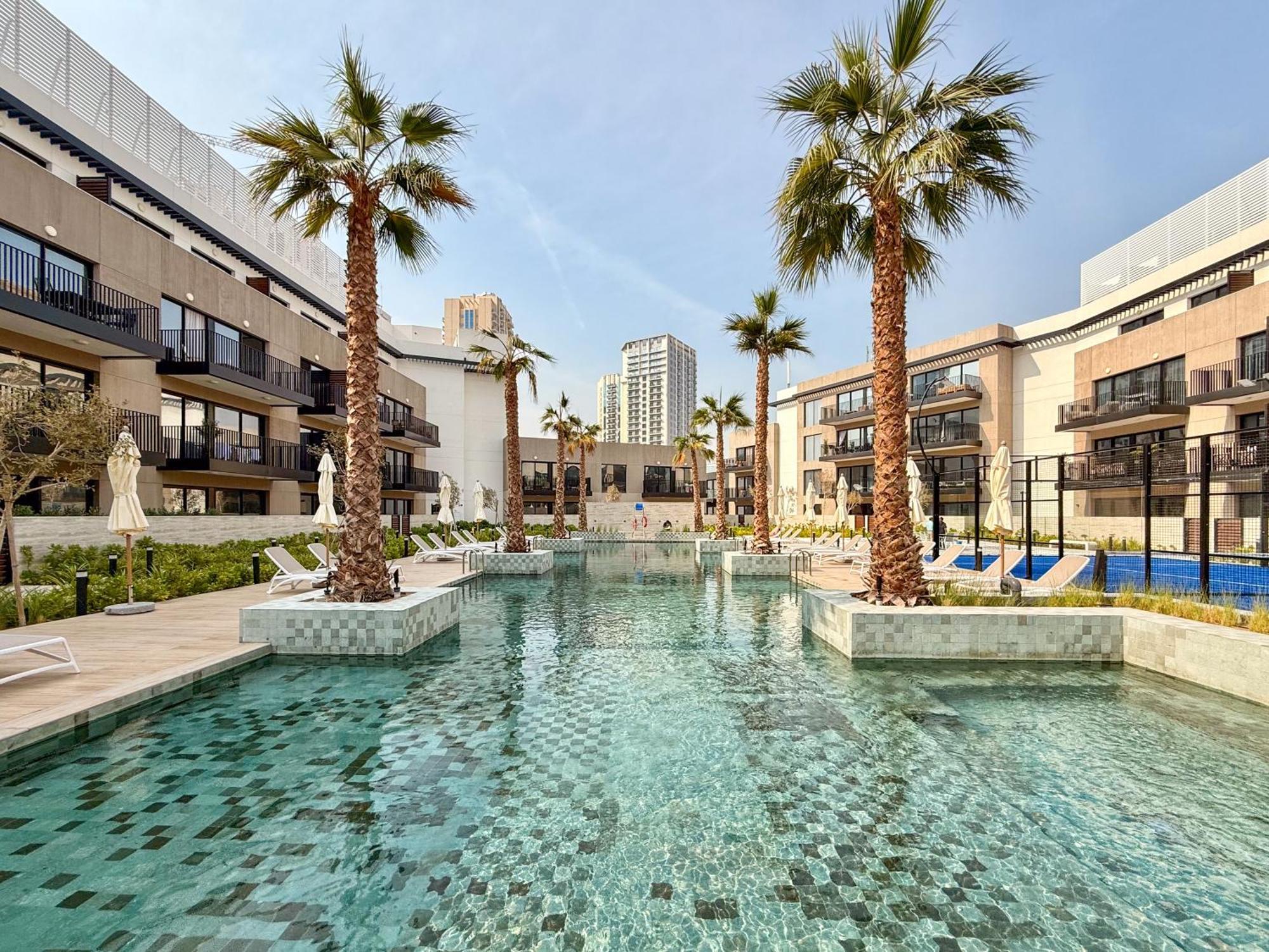 Serene 2brplus1 Haven In Oakley Jvc - 5star Amenities Apartment Dubai