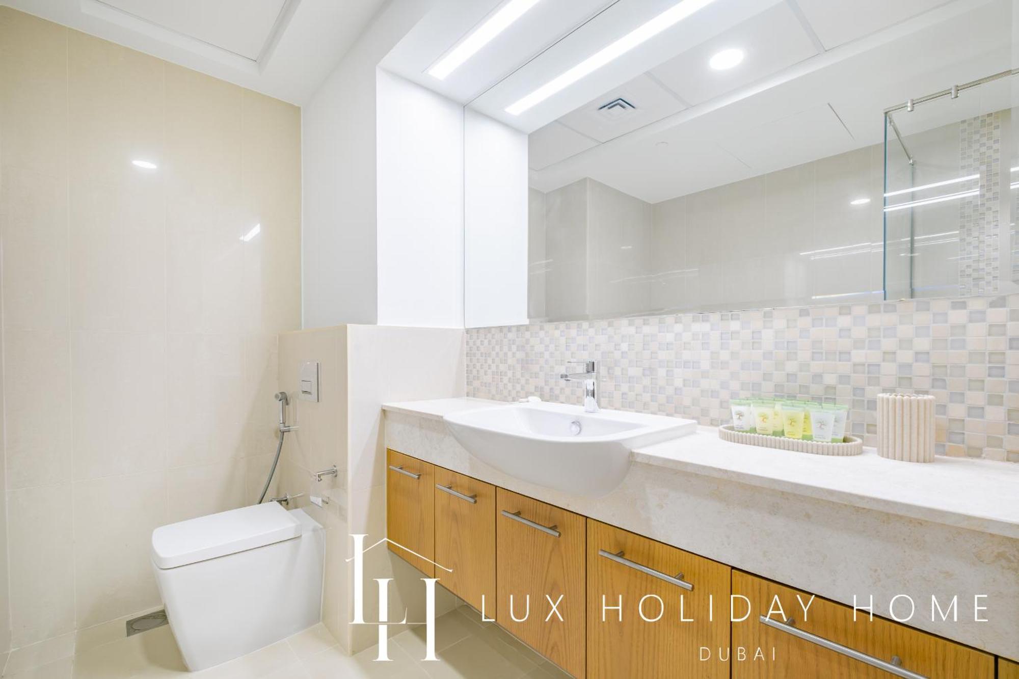 Lux The Executive Burj Khalifa View 2 Apartment *