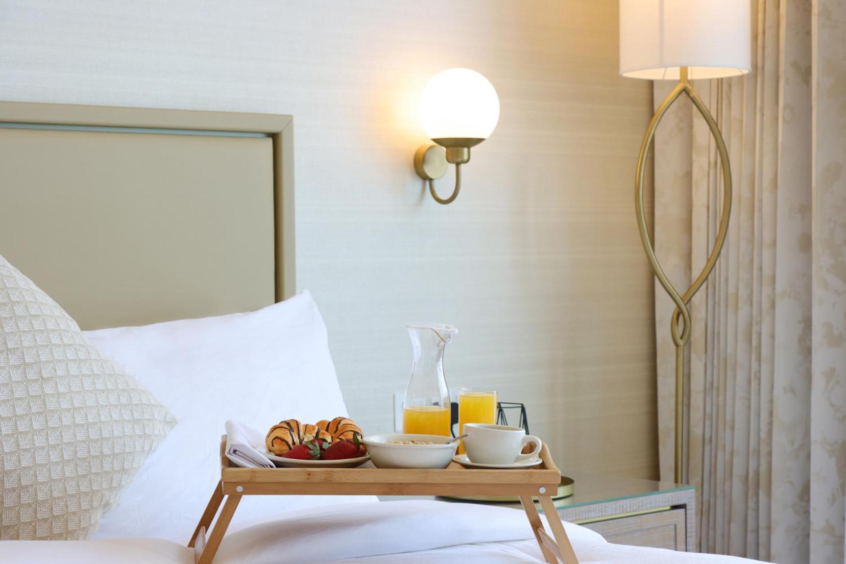 Livbnb - 1br W/ Sea View In Palm Tower Apartment Dubai