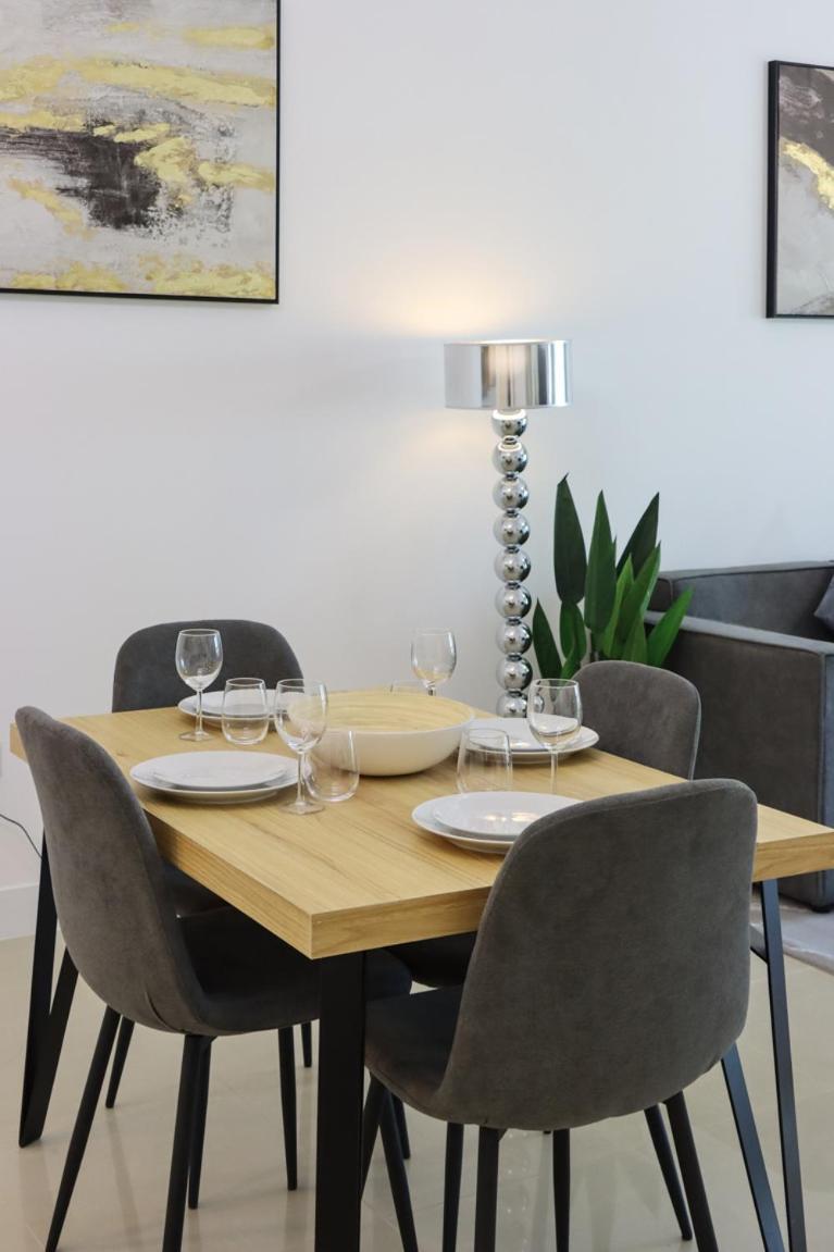 Livbnb - 1br Haven In Golden Mile Apartment *
