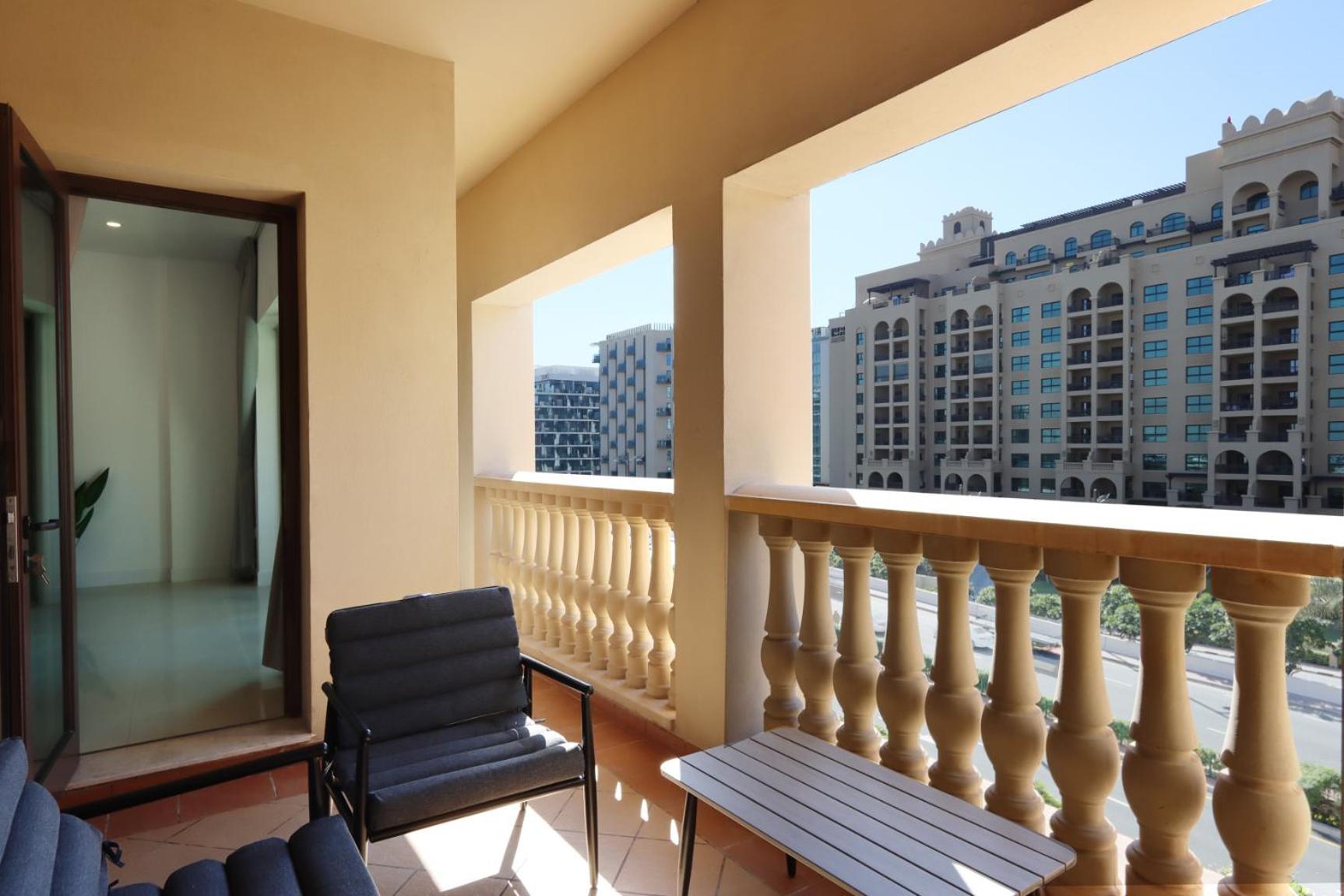 Livbnb - 1br Haven In Golden Mile * Dubai