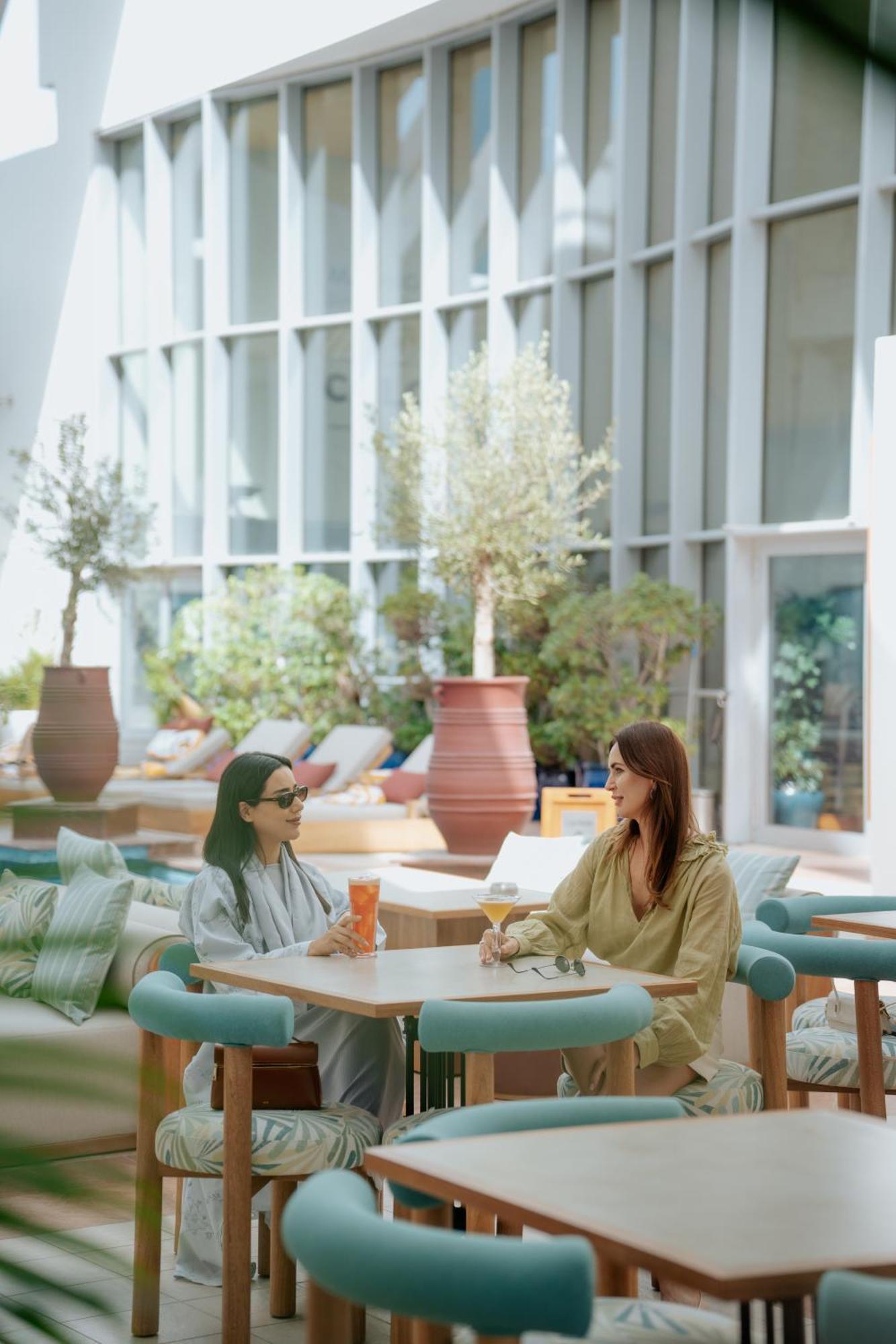 Dusit Thani Hotel Dubai
