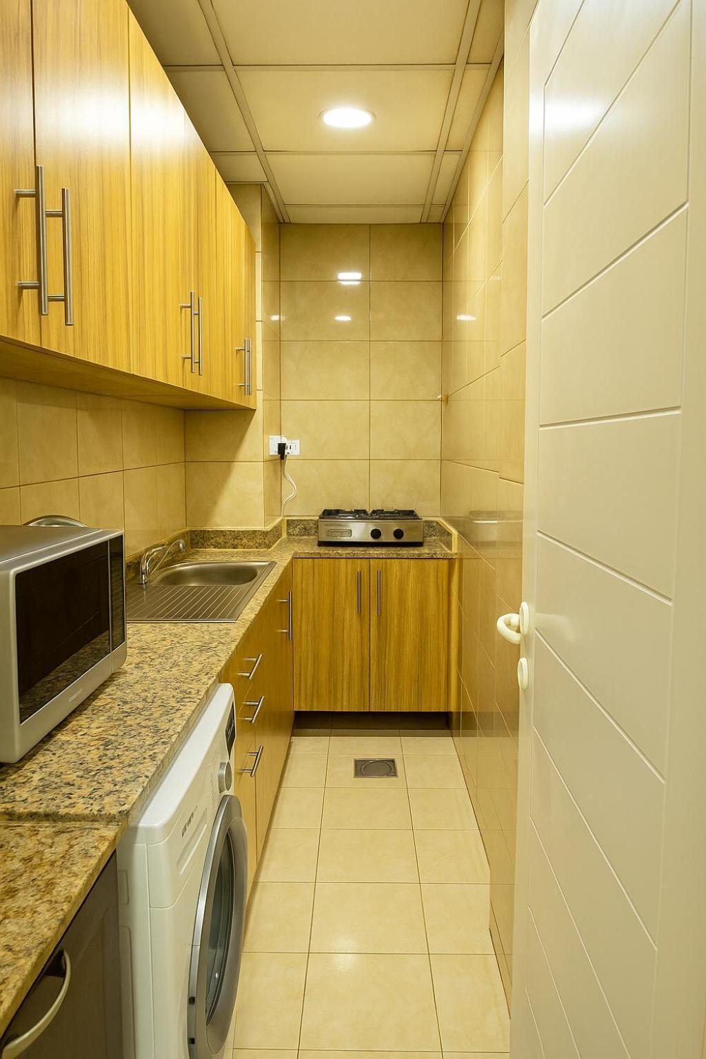 Classy For Ladies In Dubai, Marina فتيات فقط *