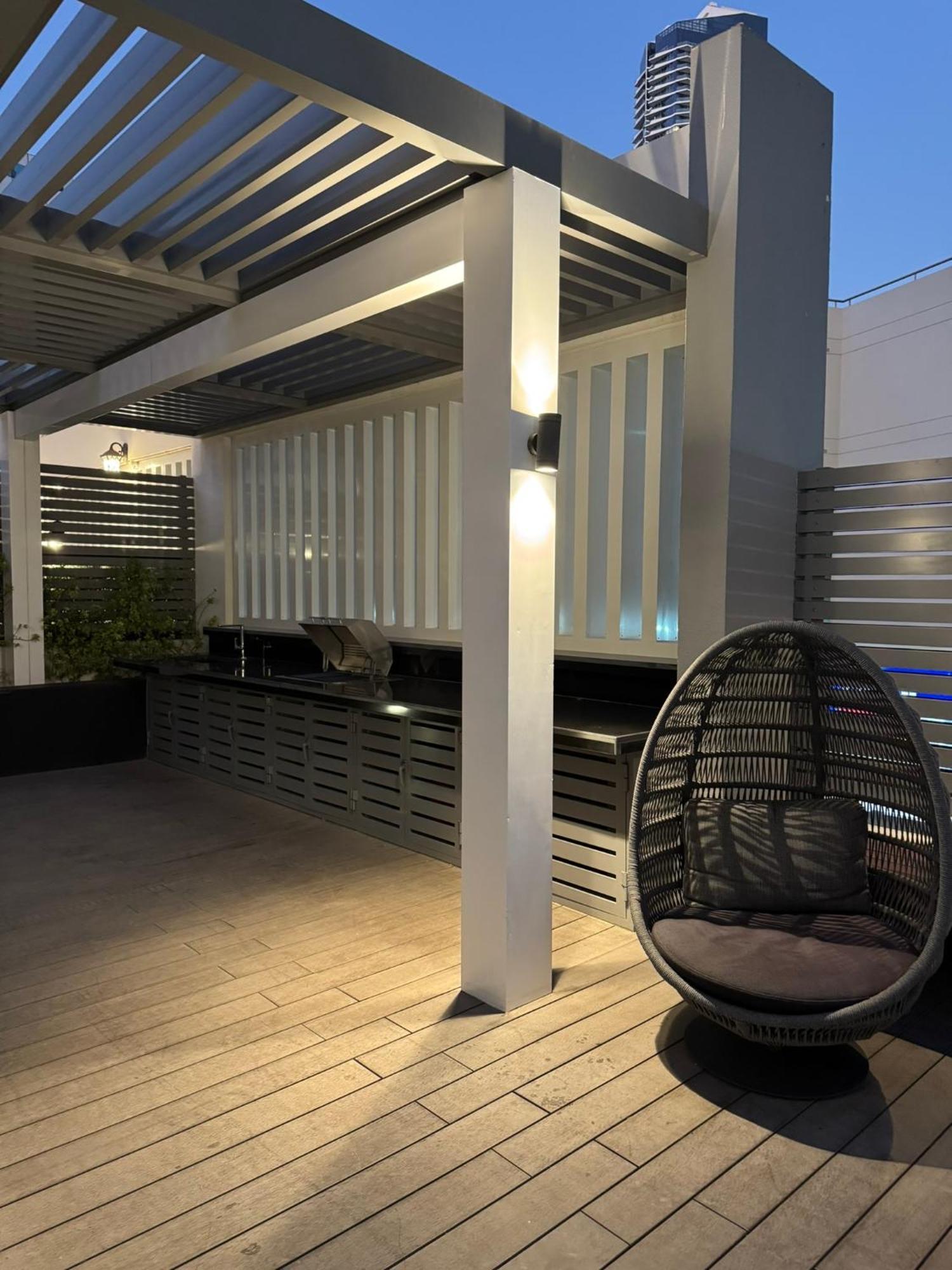 Promo I Sea View I 1 Bedroom I One Tower I Marina Apartment Dubai