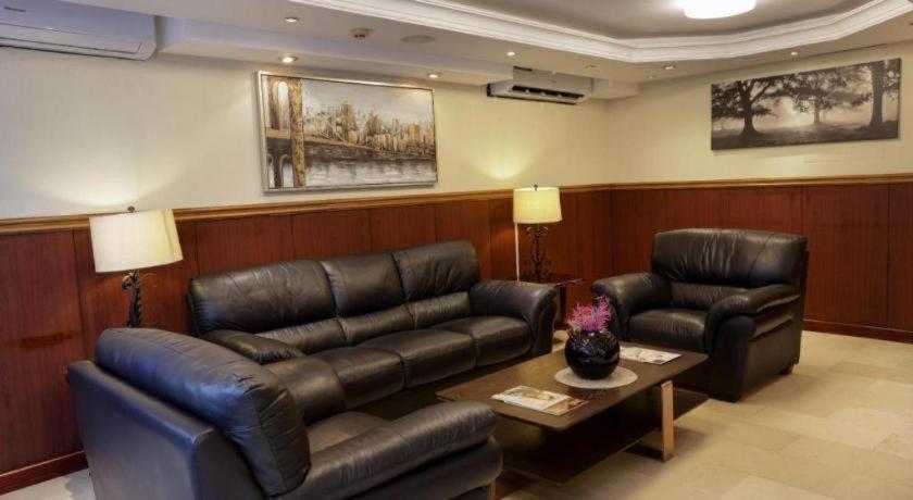 Click Grand - Bur Hotel 2*