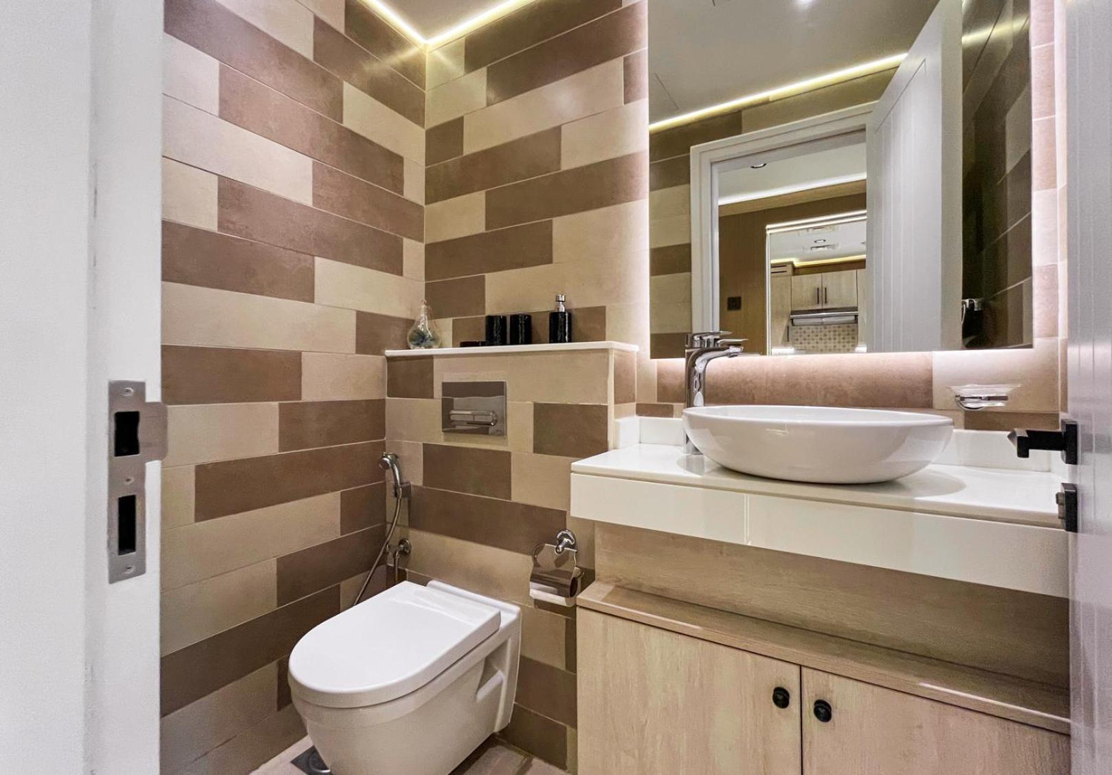 Livbnb-upgraded Urbanchic 1br With Balcony *