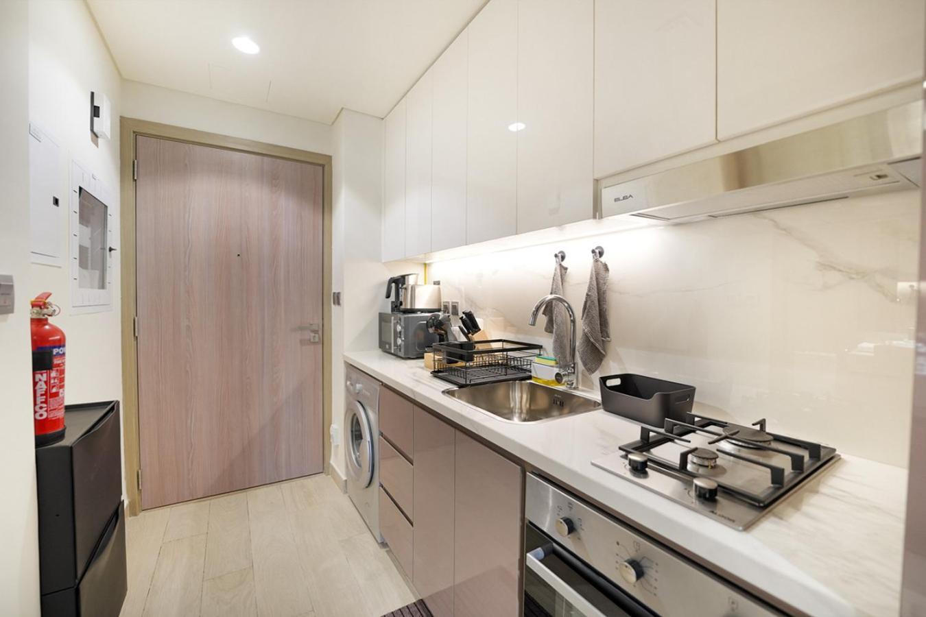 Easygo- Splendid In Al Meydan Living Apartment