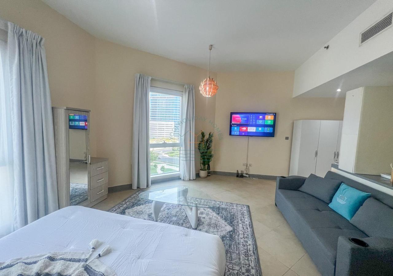 Apartment Snug With Views, Perfect For Couples