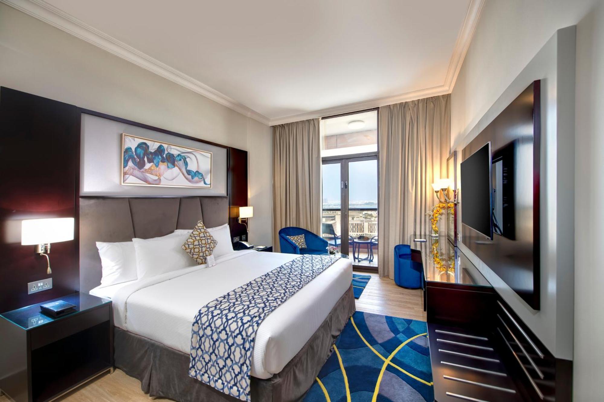 Two Seasons & 4* Dubai