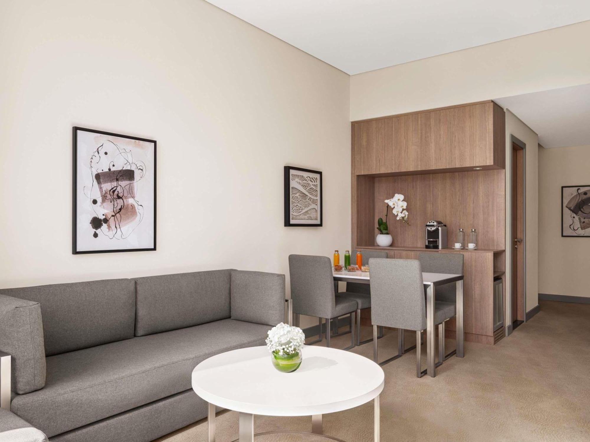 Hotel Novotel Bur - Healthcare