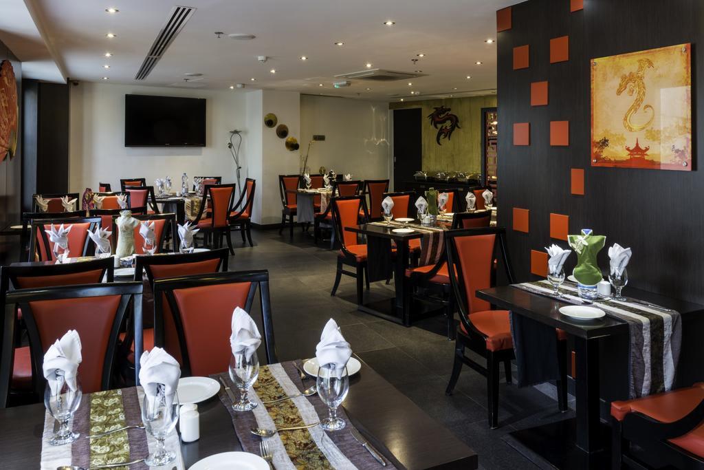 Howard Johnson Bur 3* Dubai