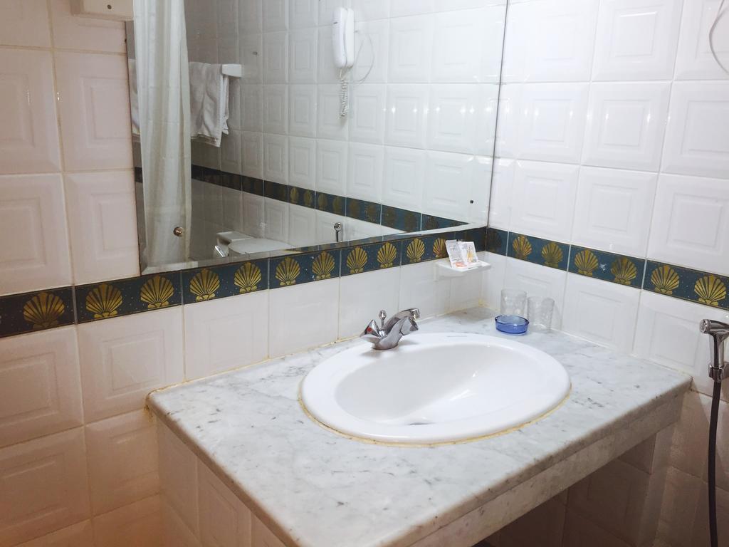 Gold Plaza Guest house *