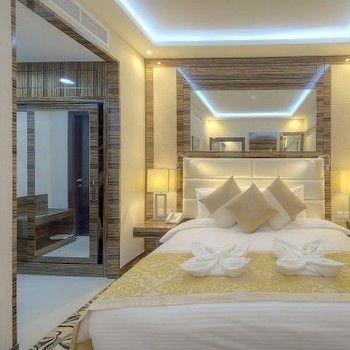 Orchid Vue 4*