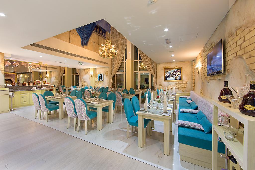 Hotel Al Khaleej Plaza 4*