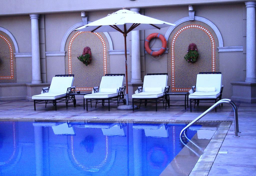 Chelsea Plaza