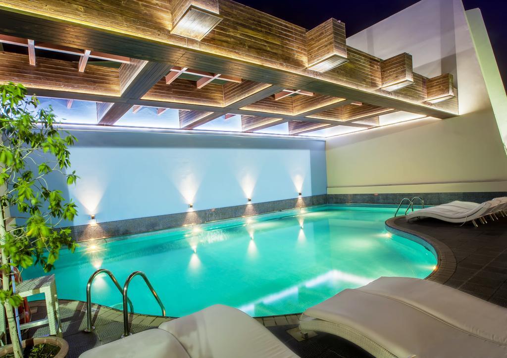 Hotel Capitol Jumeirah 4*