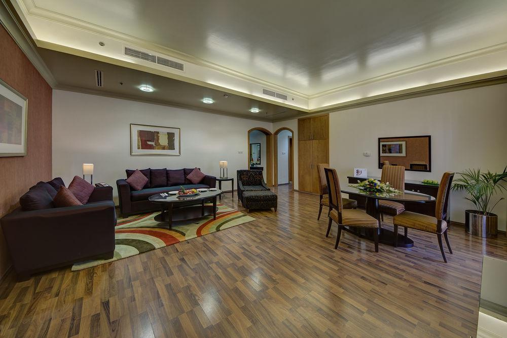 Al Khoory Al Barsha 3*