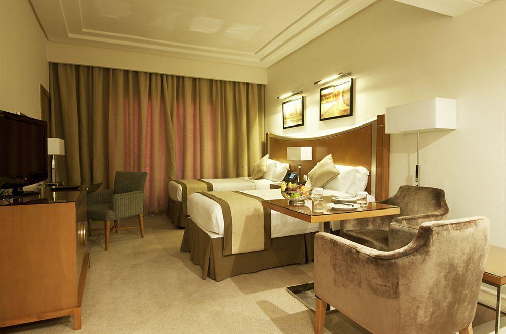 Grand Bellevue 4* Dubai