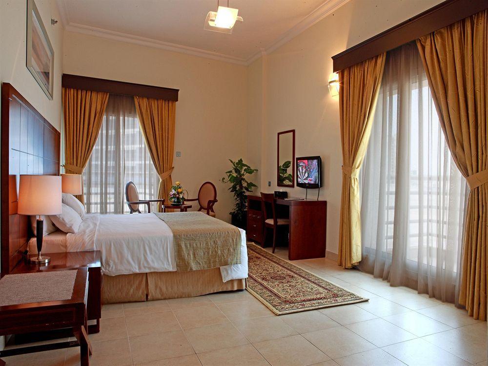 Aparthotel Rose Garden - Bur 3*