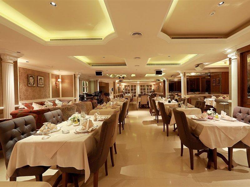 Hotel Al Khaleej Plaza 4*