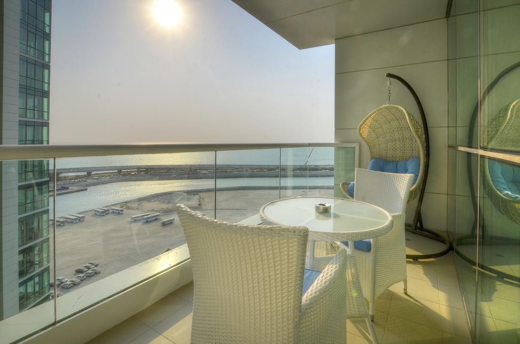 Lovely 2Br With Assistant Room In Al Bateen Residences Jbr By Deluxe Holiday Homes Apartment Dubai