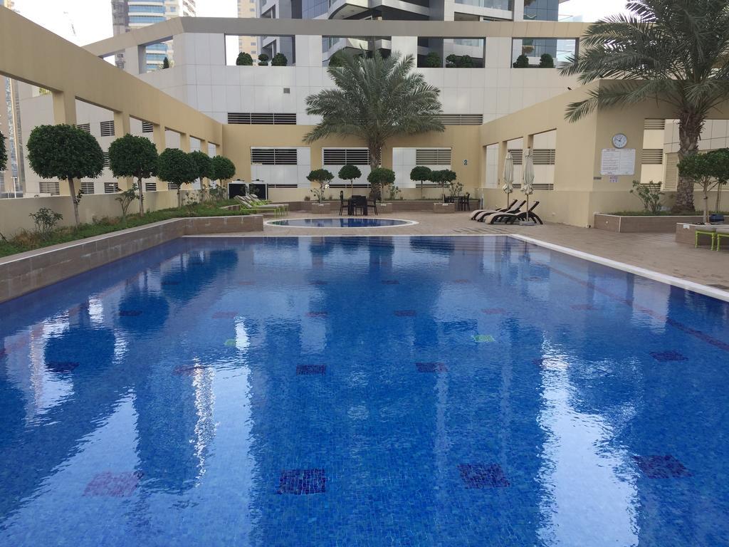 Apartment Espace Holiday Homes - Royal Oceanic