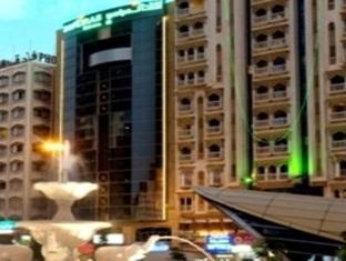 Sandras Hotel 3*