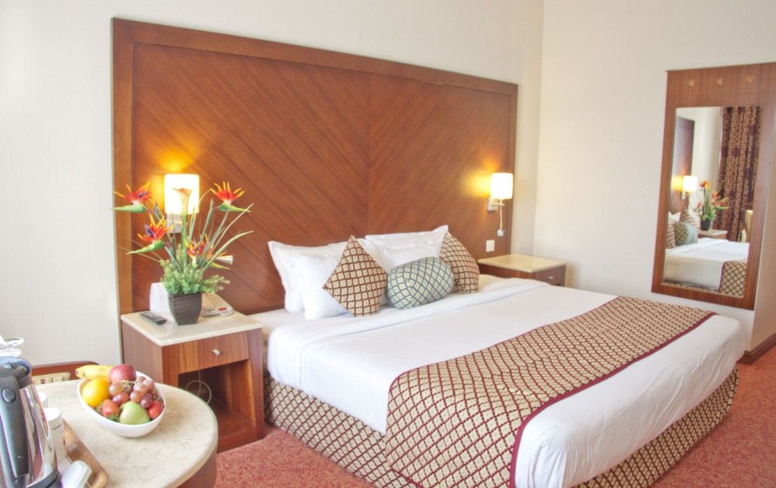 Regent Palace Hotel 4*