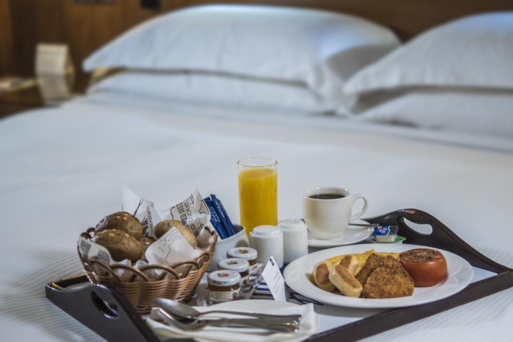 Jumeira Rotana -