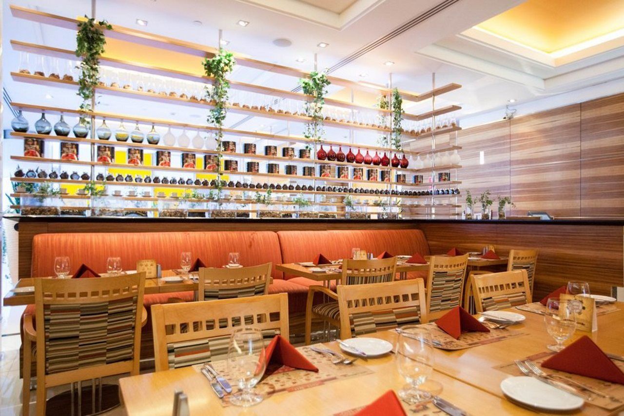 Four Points By Sheraton Bur Hotel 4*