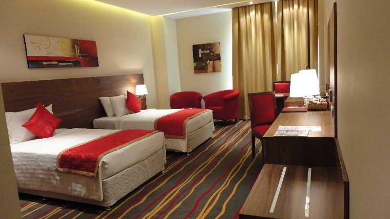 Al Khaleej Plaza Hotel 4*