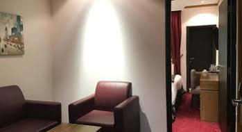Royal Tulip Llc 3*