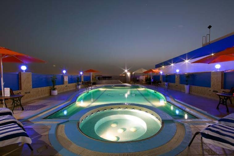 Rolla Aparthotel 3*