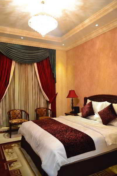 Palette Phoenix Hotel 3*