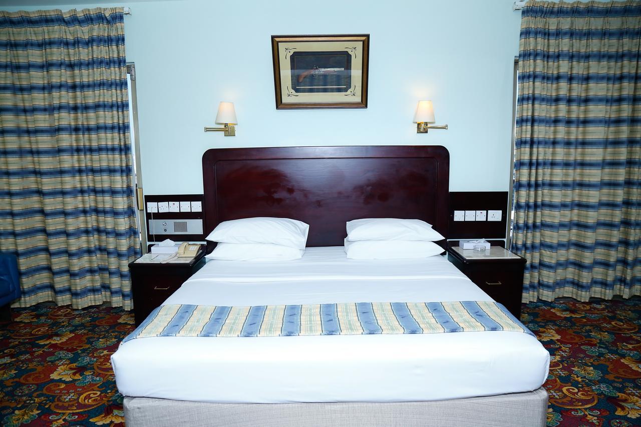 Hotel Ambassador 3*