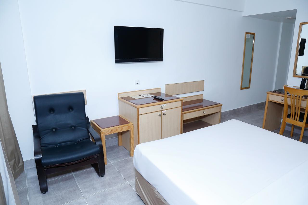 Hotel Ambassador 3*