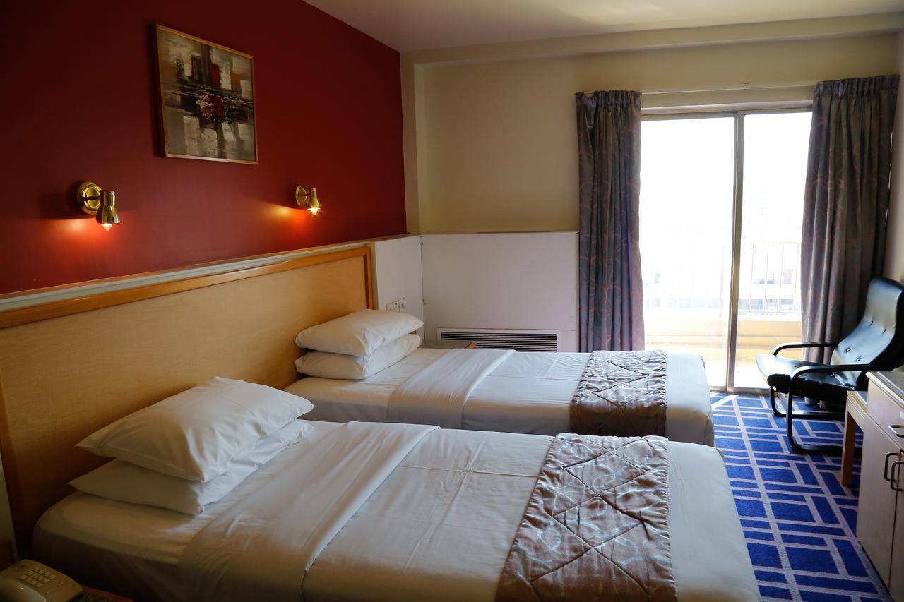 Hotel Ambassador 3*