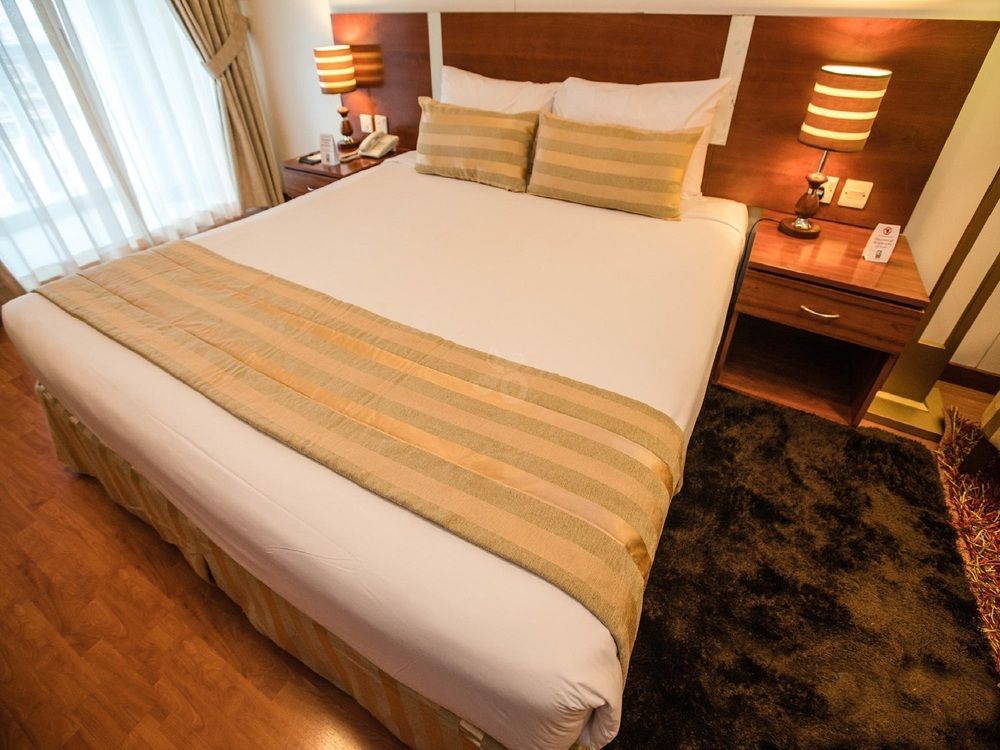 Landmark Plaza Hotel