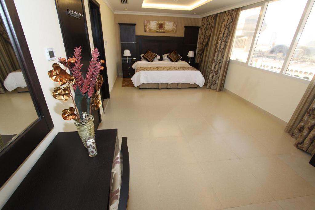 Ivory Grand Aparthotel 4*