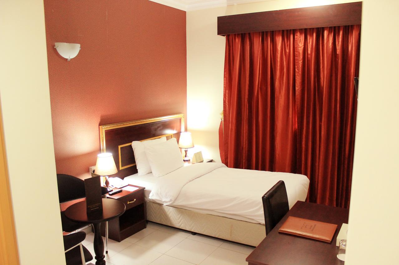 Montreal Naif Dubai