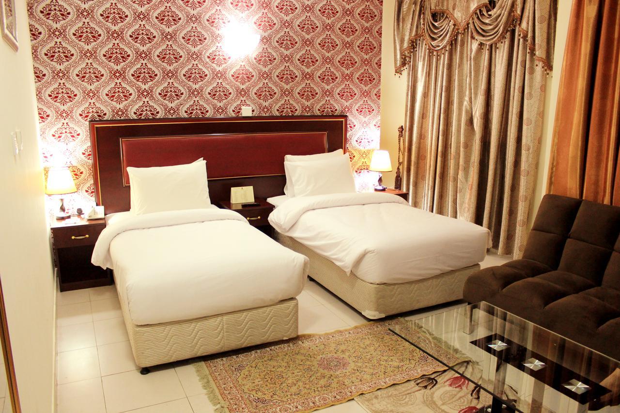 Montreal Naif 2* Dubai