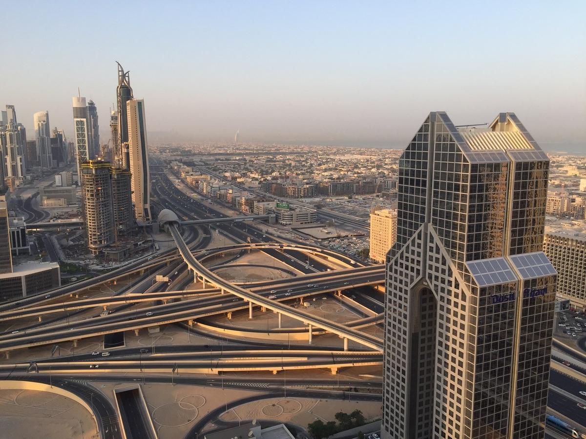 Nasma Luxury Stays - Central Park Tower Apartment