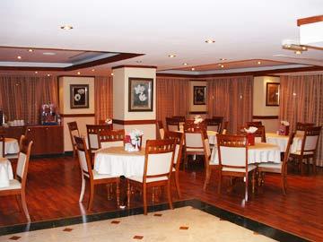 London Crown 2 Aparthotel